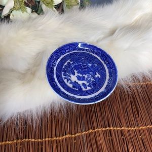 . Allertons England Blue Willow 6" Saucer Plate - Antique & Collectible Plates